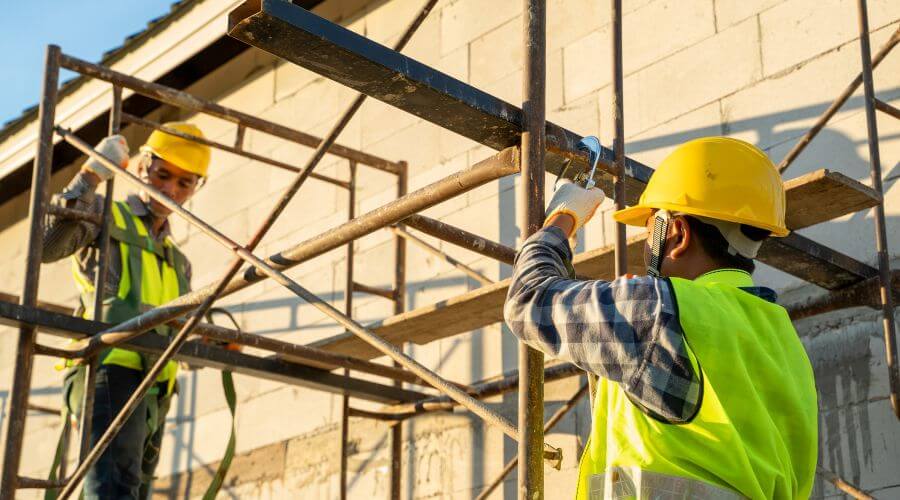 Professional fairlawn roofing services in Four Lakes, WA
